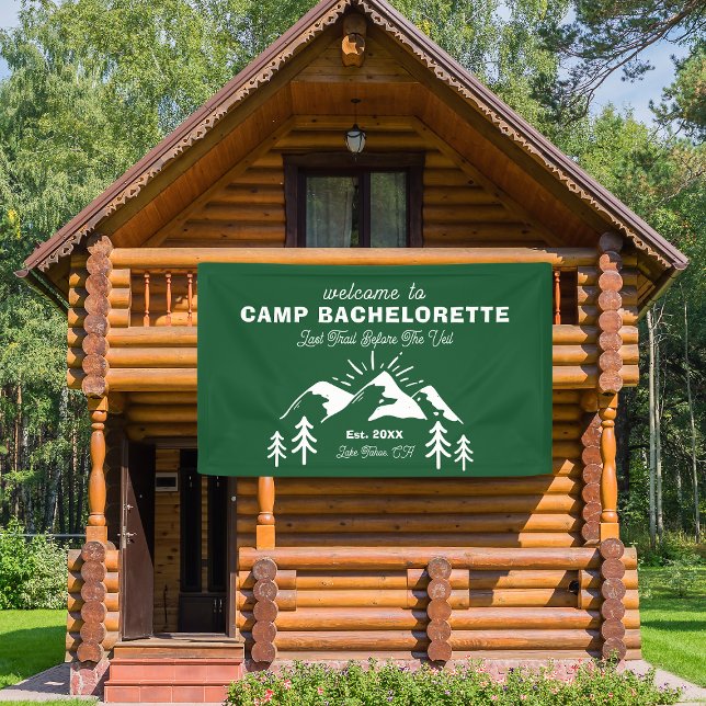 Lona Montañas Verde Campamento de Despedida de Soltera  (Mountains Green White Camp Bachelorette Welcome Banner
)