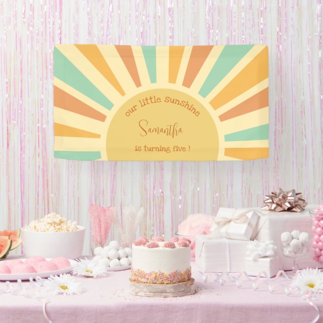 Lona nuestro pequeño sol gran sol con los rayos cumplea (Fiesta)