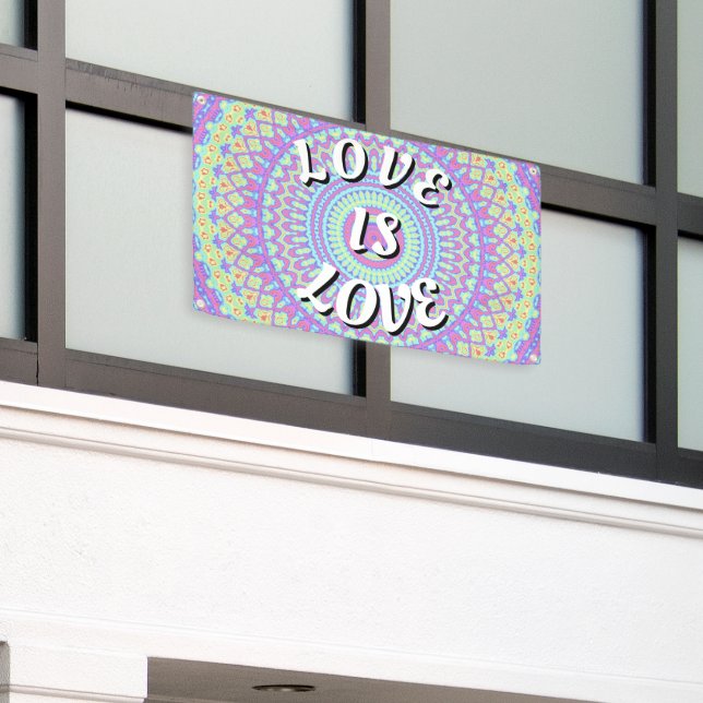 Lona Orgullo Love Is Love (Edificio exterior)