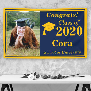 Lona Oro naval Una clase fotográfica de graduación 2024