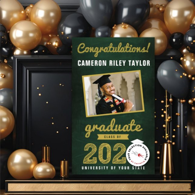 Lona Partido de Graduación de Fotografías de Chalkboard (20YY Gold Sketch Chalkboard One Photo Modern Graduation Party Banner @ www.zazzle.com/color_therapy)