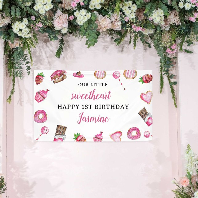 Lona Pequeño querido primer cumpleaños San Valentín (Subido por el creador)