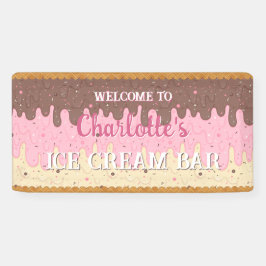 Lona Purpurina y helado napolitano