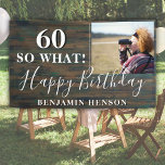 Lona Rustic Funny 60 So What 60th Birthday Party Photo<br><div class="desc">Rústico Inspirador Funny 60 Así Que Qué Cartel De Fotos De La Fiesta De Cumpleaños 60. Gran señal para la fiesta de cumpleaños 60 con una foto personalizado, inspiradora y graciosa cita 60 así que qué y texto en escritura a moda con un nombre. El fondo es de madera oscura...</div>