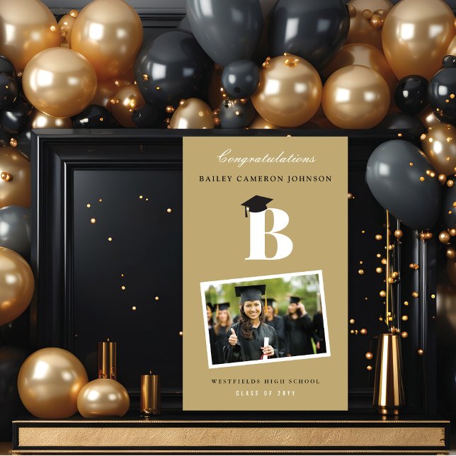 Lona Simple fiesta clásica de graduación de fotos en mo (Simple White Classic Monogram Modern Photo Graduation Party Banner @ www.zazzle.com/color_therapy)