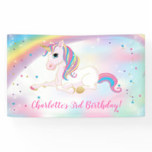 Sobre el telón de fondo del cumpleaños Unicornio m