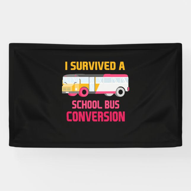 Lona Sobreviví A Una Conversión De Autobús Escolar (Horizontal)