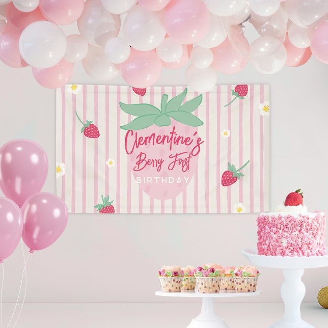 Lona Strawberry Berry First Birthday Banner (Subido por el creador)