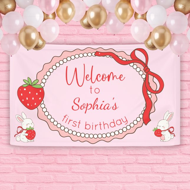 Lona Strawberry Bunny Birthday Welcome Sign Banner (Subido por el creador)