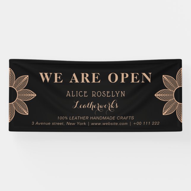 Lona tienda de artículos de cuero negro elegante (Horizontal)