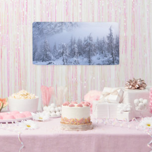 Lona Tierras maravillosas del invierno, niebla, bosque 