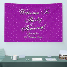 Treinta y tres pudientes púrpura rosado 30 cumplea