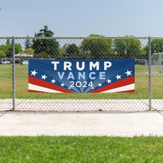 Lona Trump Vance 2024 (In situ)