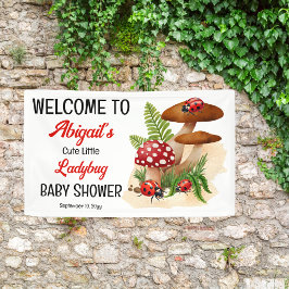 Lona Una Pequeña Y Pequeña Ladybug Está En Camino De Ba