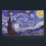 Lona Vincent Van Gogh Starry Night Vintage Bella Artes<br><div class="desc">Vincent van Gogh Starry Night Bella Artes Painting Starry Night es un cuadro del artista holandés post-impresionista Vincent van Gogh. El cielo azul nocturno está lleno de nubes, estrellas y una luna creciente brillante. La noche estrellada es la única noche de la serie de vistas desde la ventana de su...</div>