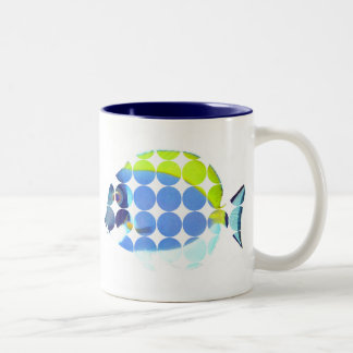 Los azules claros ponen una espiga a la taza