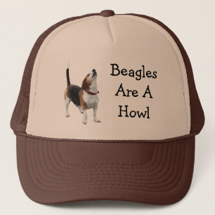Los beagles son un gorra divertido del perro del