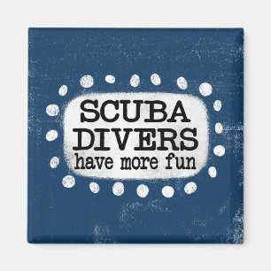 Los Buceadores De Scuba Tienen Más Imán De Refrige