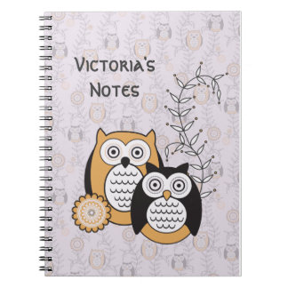 Los búhos modernos personalizaron el cuaderno