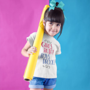 ¡Los chicas dominan a los chicos drool! Camiseta
