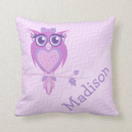 Los chicas púrpuras nombraron la almohada del