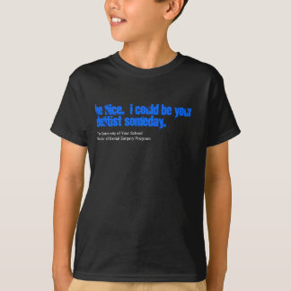 Los DDS modifican su camisa de la escuela para