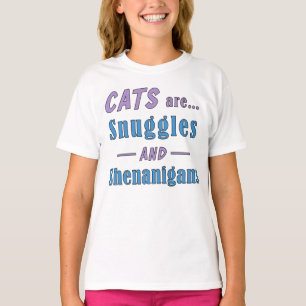 Los gatos son nuggles y la camiseta de Shenanigans