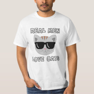 LOS HOMBRES DE VERDAD AMAN A LOS GATOS Camiseta de