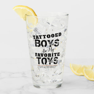 Los juguetes tatuados son mis juguetes favoritos b
