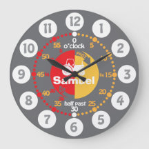 Los niños aprenden a decir hora reloj tractor rojo