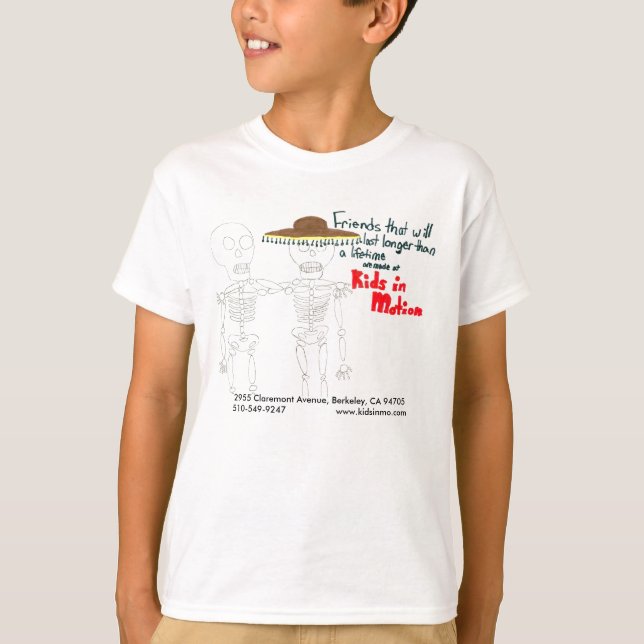 Los niños de Marli en camisa del movimiento (Anverso)