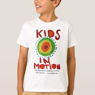 Los niños de Natalie en camiseta del movimiento