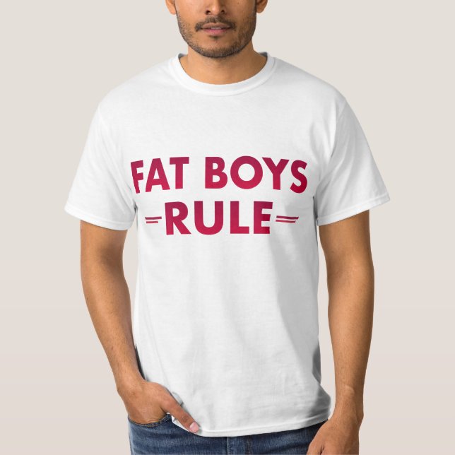 LOS NIÑOS GRANDES GOBERNAN LA CAMISA DE LOS HOMBRE (Anverso)
