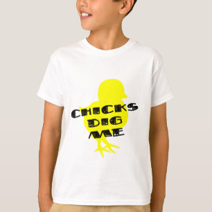 Los polluelos me cavan camiseta de los niños de