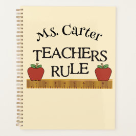 Los profesores dominan el planificador mensual/sem