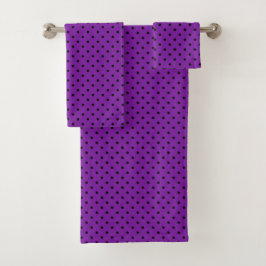 Los puntos de la Polka Negra sobre el violeta mora