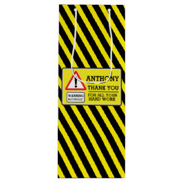 Los trabajadores agradecen la bolsa de vino de sig