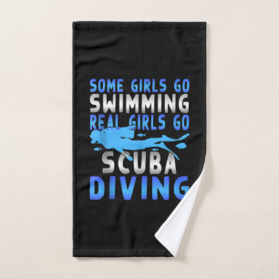 Los verdaderos Chicas del buceo algunos nadan grac