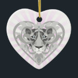 Love Lioness Locket (starburst) adorno con forma d<br><div class="desc">¡Una lionesa con forma de corazón plateado con ojos de diamante sobre fondo de estallido! *Visita Fun4UDesigns Collections para hacer coincidir los productos Love Lioness Locket (rosa helado)!</div>