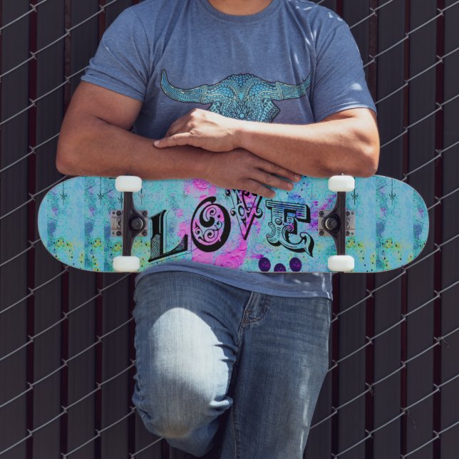 Love Skateboard (Exterior 3)