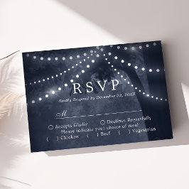 Luces de árbol rústicas azul marino RSVP de boda