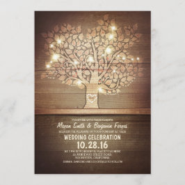 Luces de cadena e invitaciones de boda rústicas en