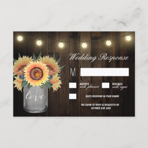 Luces de Mason Jar y tarjetas RSVP de boda de gira