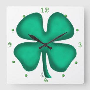 Lucky 4 Leaf Irish Clover cuadrado reloj de pared