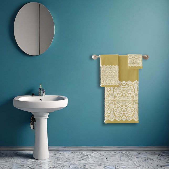 LUJOSO BLANCO PURO en el juego de toallas de baño  (Subido por el creador)