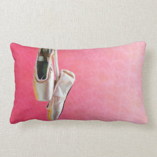 Lumbar Zapatos en rosa - Cojín decorativo de Pointe