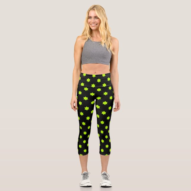 Luminoso patrón Estrella Verde Capri Leggings (Anverso)