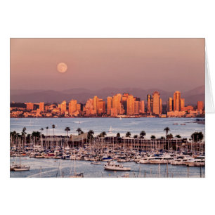 Luna llena sobre San Diego