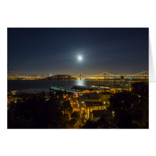 Luna sobre el Puente de la Bahía de Oakland, San F