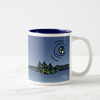 Luna sobre la taza de la isla de la comida
